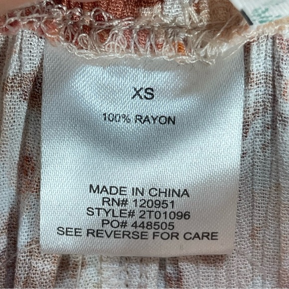 Hippie Floral Floral Boho Maxi Skirt Size XS Pink Rayon NWT - Picture 7 of 7